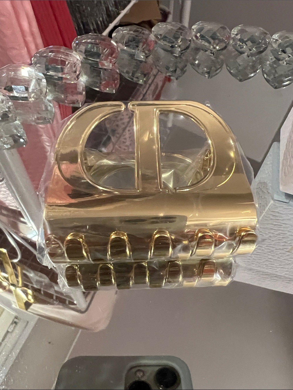 Dior Gold CD Logo Hair Claw - Picture 2 of 5